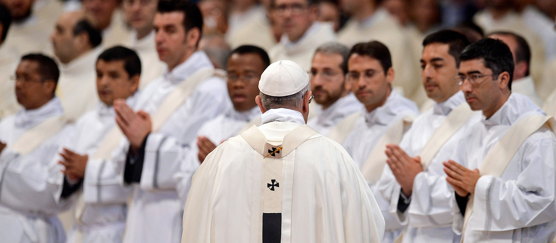Katolički svećenici pozivaju na prestanak isključivanja žena iz đakonata